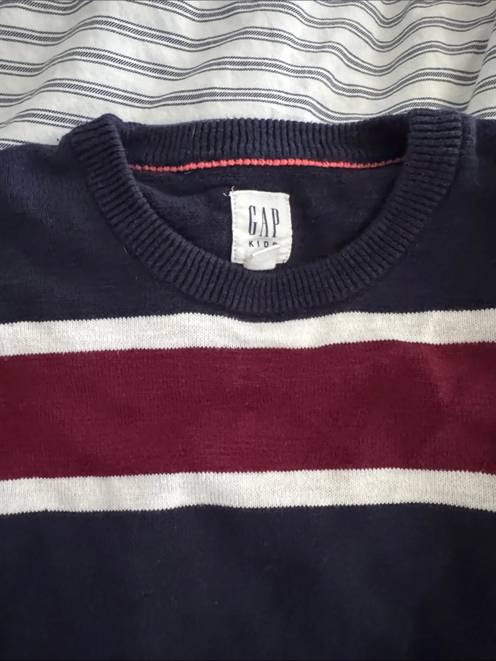 Boys Gap size XL 12 Navy Stripe Crewneck Sweater - Classic Casual